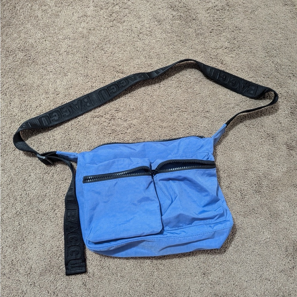 BAGGU Medium Cargo Crossbody, Pansy Blue